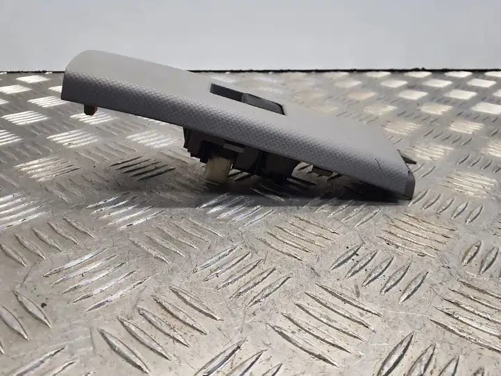 Toyota Yaris (2005 - 2009) 742310D090 Блок кнопок стеклоподъемников — фото 5