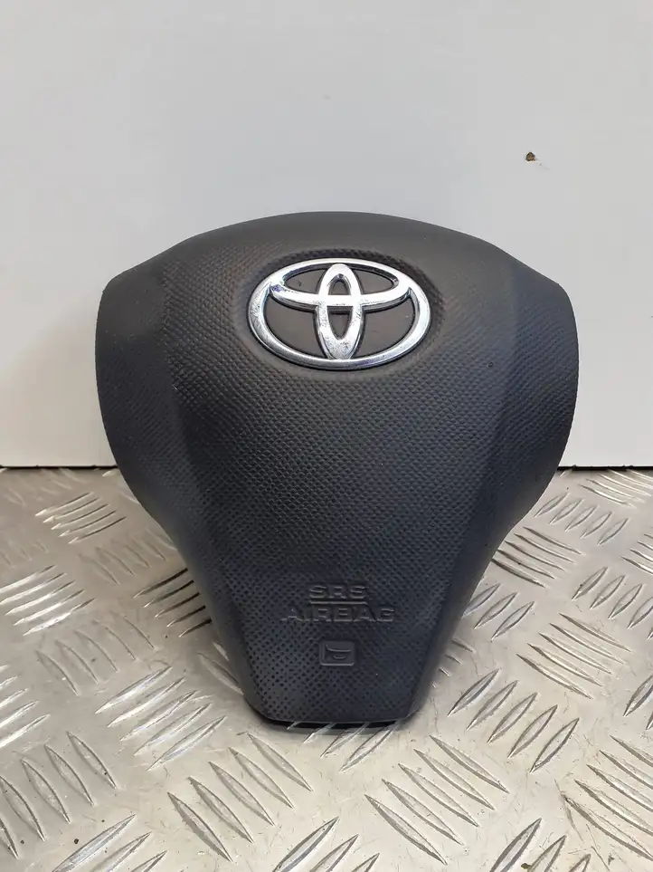 Toyota Yaris (2005 - 2009) Подушка безопасности руля — фото 1
