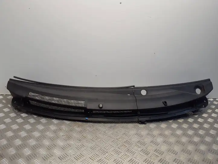 Toyota Yaris (2005 - 2009) 557810D100 Жабо стеклоочистителей — фото 1