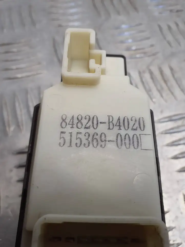 Daihatsu Terios (2006 - 2009) 84820B4020 Кнопка стеклоподъемников — фото 7