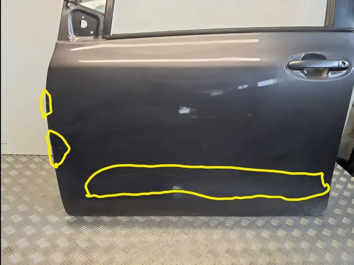 Toyota Yaris (2005 - 2009) Дверь — фото 11