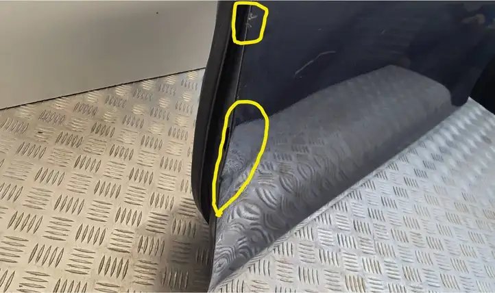 Toyota Yaris (2005 - 2009) Дверь — фото 12