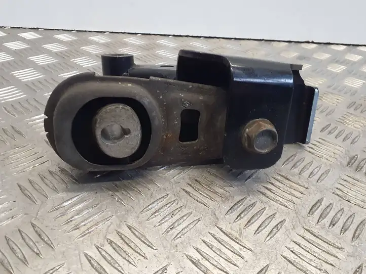 Nissan Qashqai (2013 - 2017) Подушка КПП — фото 1