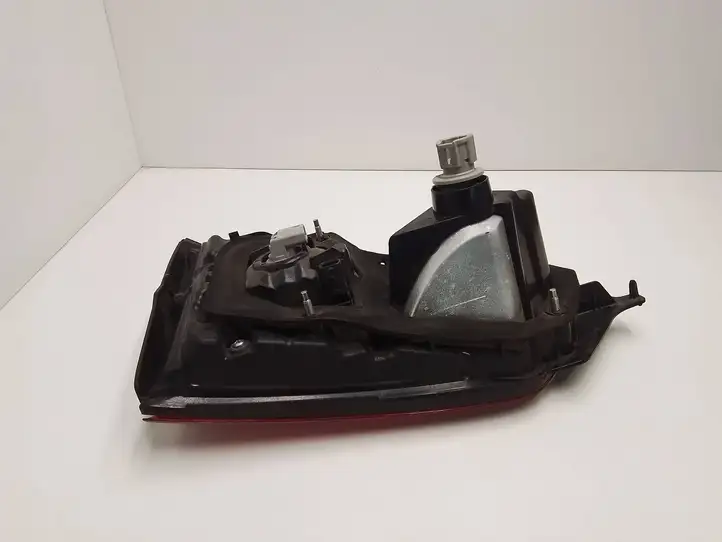 Nissan Qashqai (2013 - 2017) 5N080626550 Задний фонарь в крышке багажника — фото 3