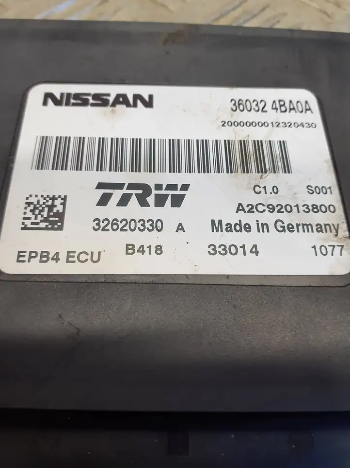 Nissan Qashqai (2013 - 2017) 360324BA0A Блок управления стояночным тормозом — фото 7