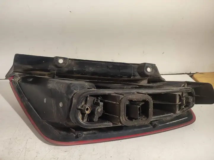 Fiat Punto (199) (2005 - 2018) 51701589 Задний фонарь в кузове — фото 5