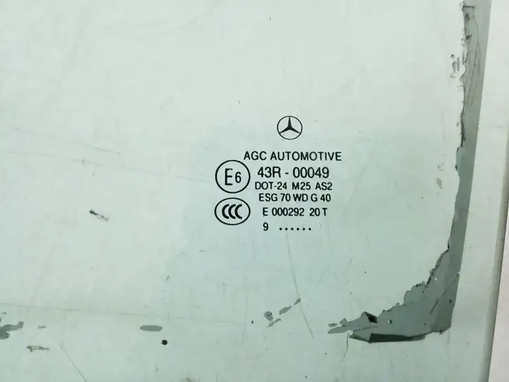 Mercedes-Benz GLK X204 (2008 - 2016) A2047250300 Стекло передней двери — фото 3