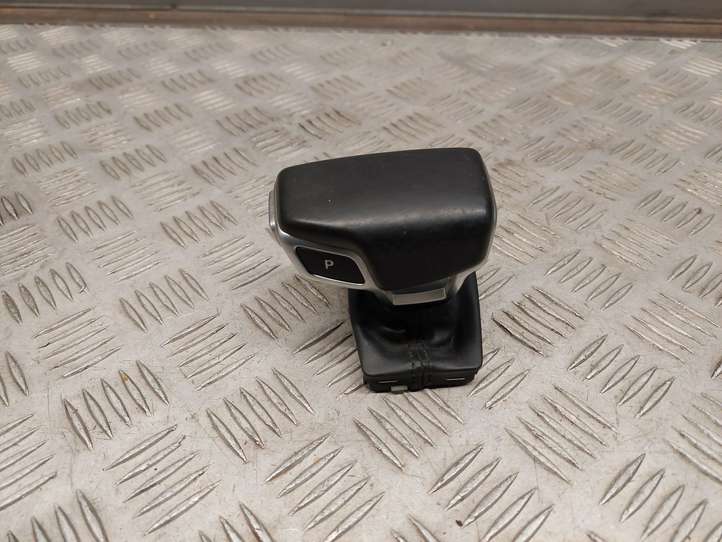 Audi A4 (2015 - 2019)  8W1713140D Отделка рычага переключения передач (кожа, головка)