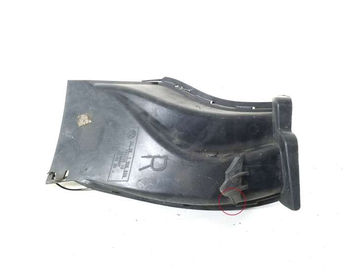 BMW 1 E81 E87 (2004 - 2011)  51747906806 Деталь (детали) канала забора воздуха