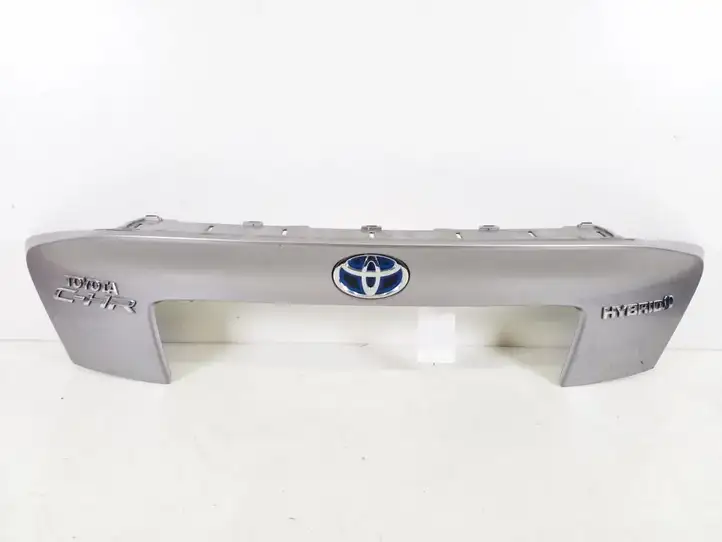 Toyota C-HR I (2016 - 2022) 76811-F4010 Подсветка номера — фото 1