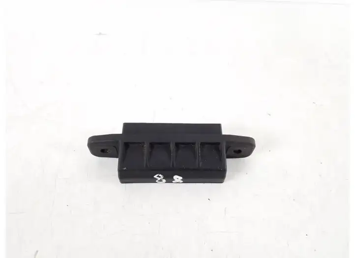 Toyota Auris 150 (2006 - 2012) 84840-28030 Ручка багажной двери — фото 1