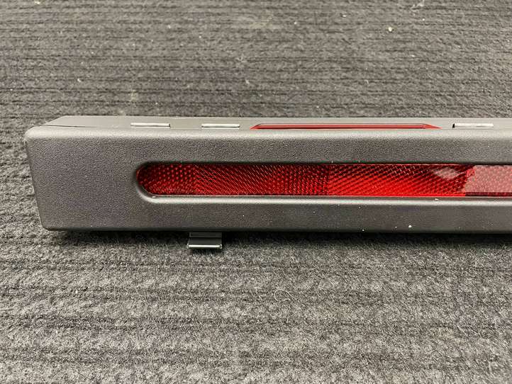 Mercedes-Benz C W205 (2014 - 2021)  A0008900597 Аварийный знак