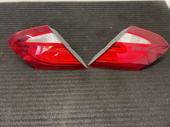 Mercedes-Benz C W205 (2014 - 2021)  A2059066700 Комплект задних фонарей