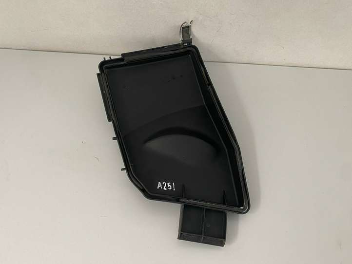 Mercedes-Benz C W203 (2000 - 2007)  2035450203 Крышка ящика предохранителей