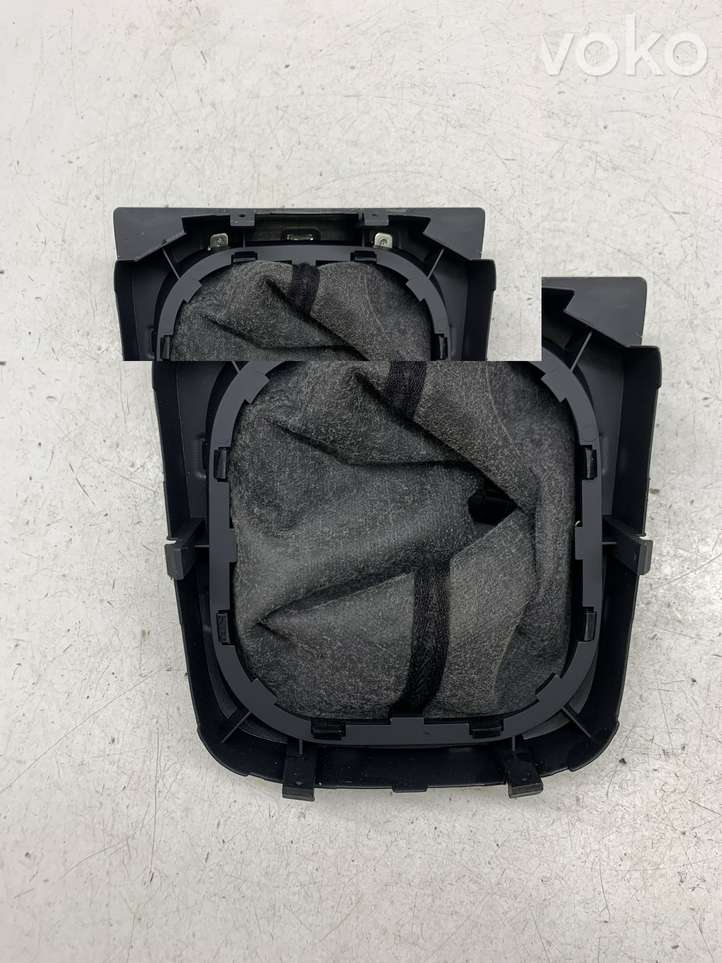 Volkswagen Golf VI (2009 - 2013)  1K0711113CD Отделка рычага переключения передач (кожа, головка)