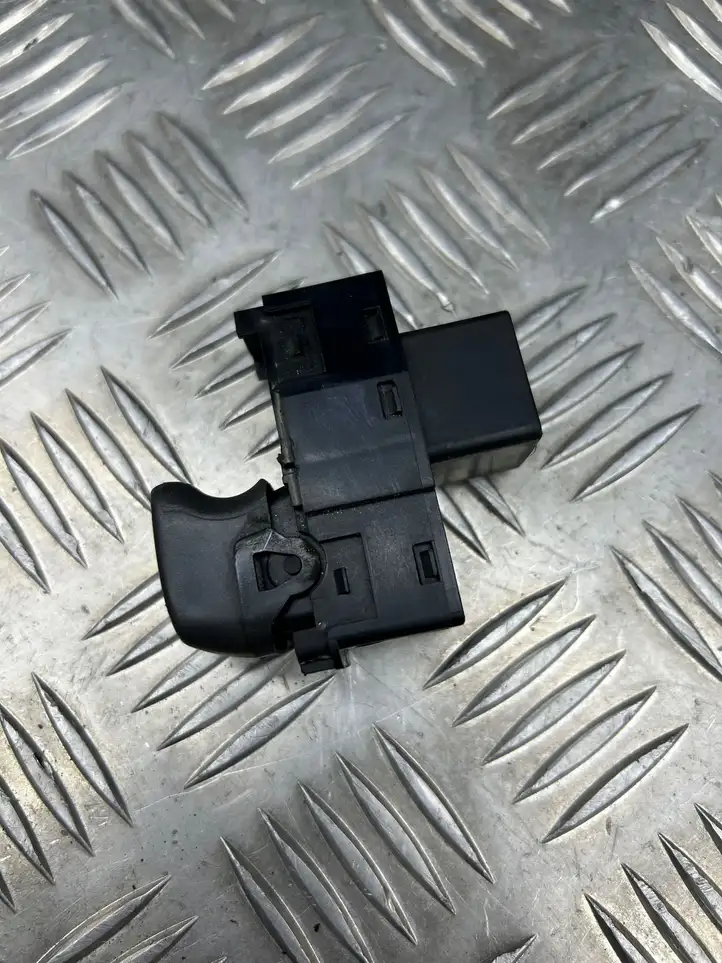 Volvo XC70 (2004 - 2007) 9472275 Кнопка стеклоподъемников — фото 4