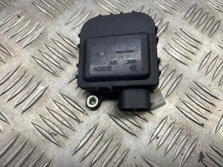 Citroen C5 (2001 - 2004) 0132801217 Двигатель задвижки потока воздуха — фото 1