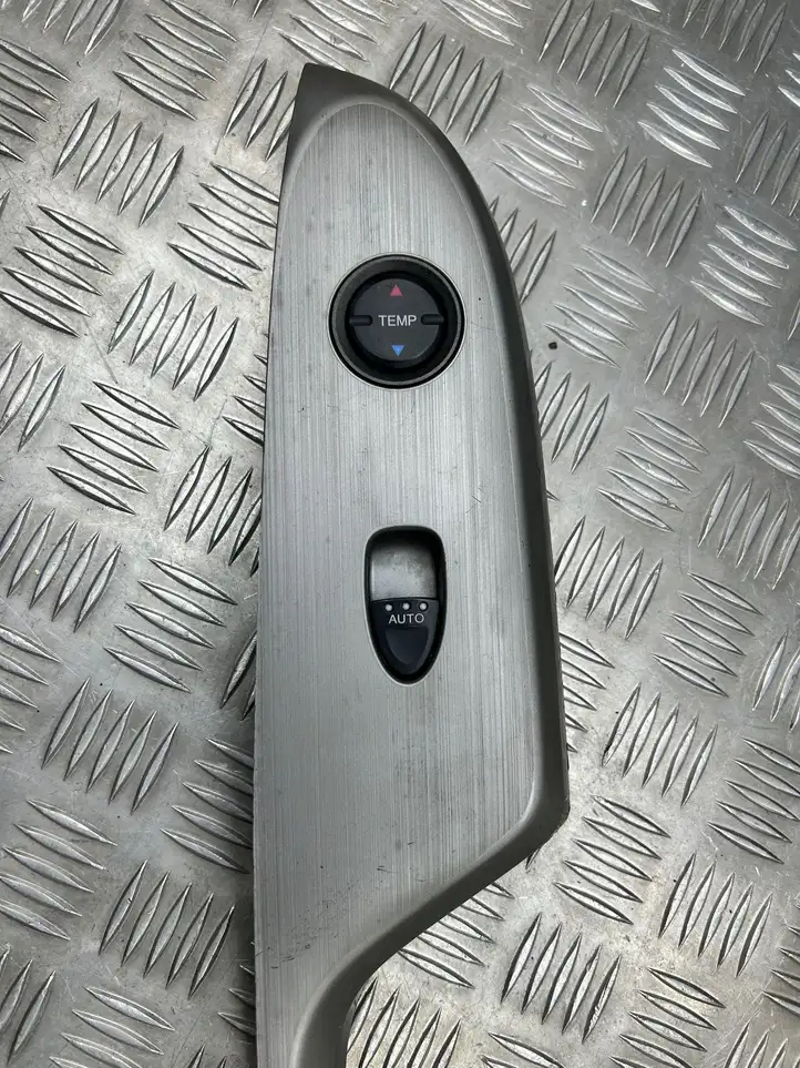 Honda Civic (2006 - 2011) 83590SMGE120UHS Блок кнопок стеклоподъемников — фото 6