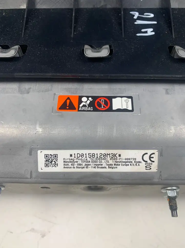 Lexus RX 450H (2019 - ) GA51402220 Коленная подушка безопасности — фото 2