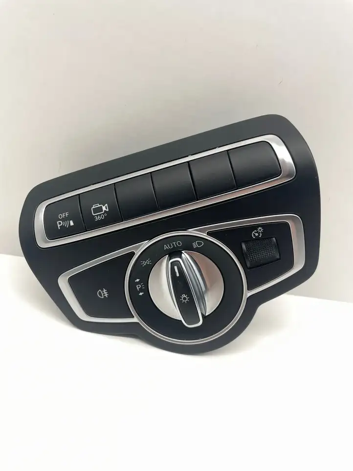 Mercedes-Benz C W205 (2014 - 2021) A2059051810 Включатель фонарей — фото 1