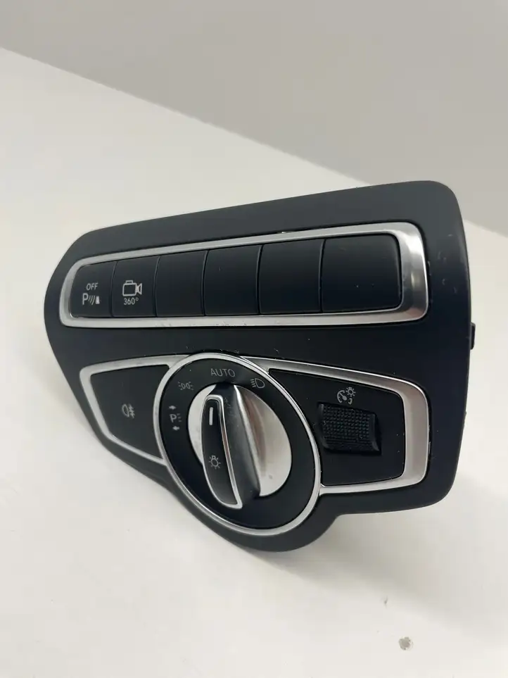 Mercedes-Benz C W205 (2014 - 2021) A2059051810 Включатель фонарей — фото 3