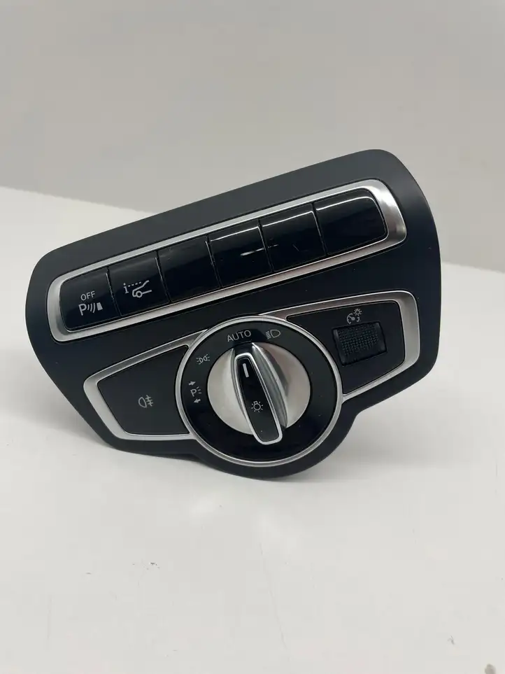 Mercedes-Benz C W205 (2014 - 2021) A2059057007 Включатель фонарей — фото 3