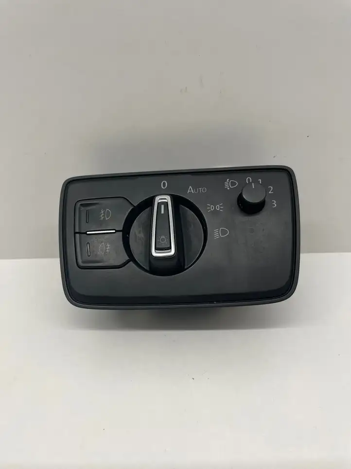 Volkswagen PASSAT B8 (2015 - ) 3G0941633 Включатель фонарей — фото 4