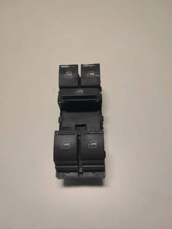 Volkswagen Touran I (2003 - 2010) 1K4959857 Блок кнопок стеклоподъемников — фото 1