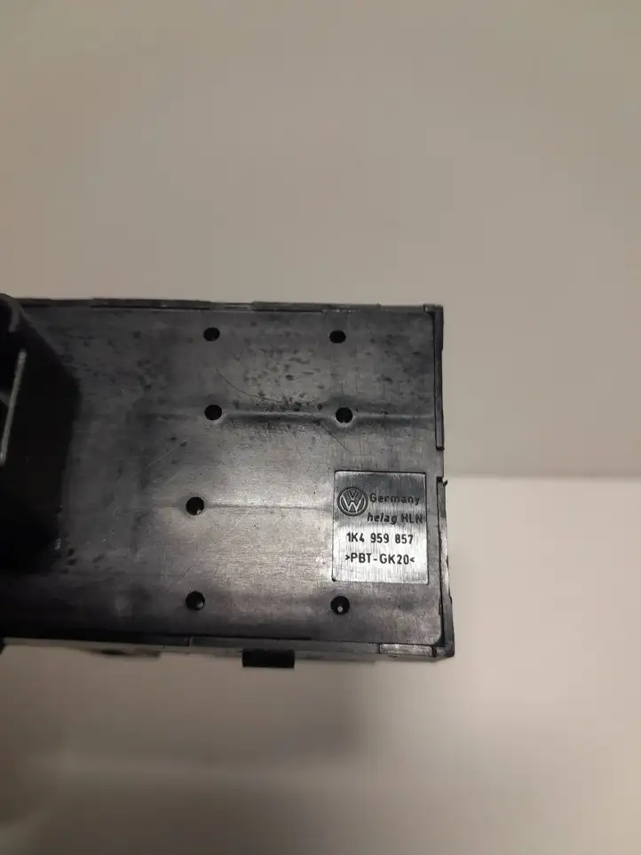 Volkswagen Touran I (2003 - 2010) 1K4959857 Блок кнопок стеклоподъемников — фото 2