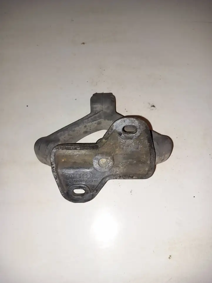 Audi A4 S4 B6 8E 8H (2000 - 2006) 8E0253147 Кронштейн глушителя — фото 4