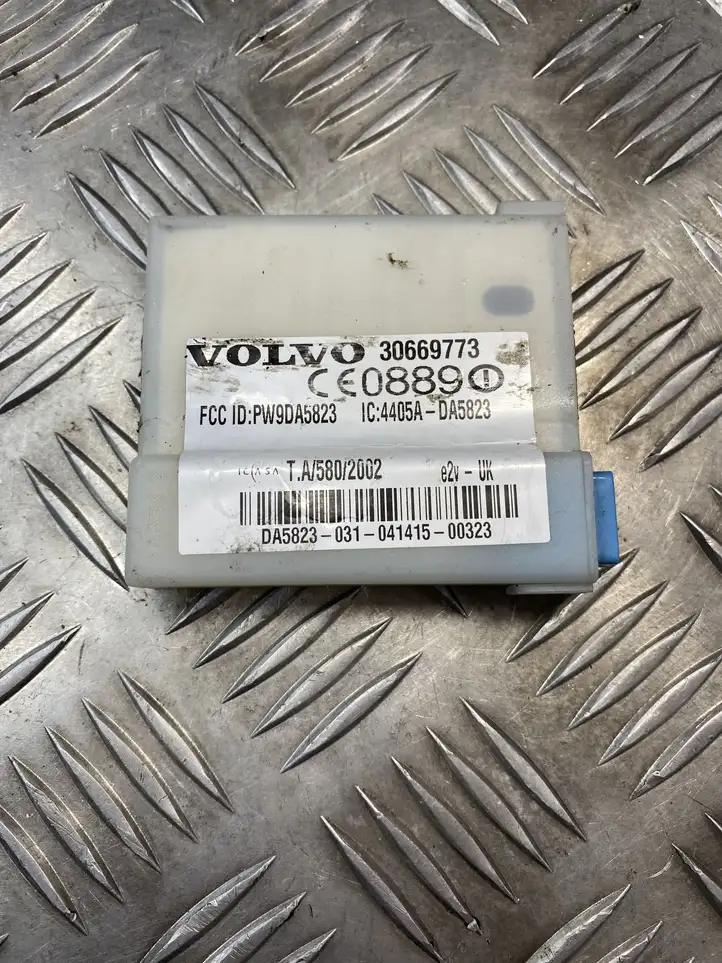 Volvo XC90 (2002 - 2006) 300669773 Блок управления сигнализацией — фото 1