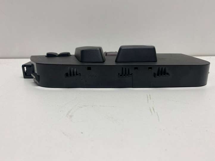 BMW 4 F32 F33 (2013 - 2017)  9382452 Включатель (включатели) памяти