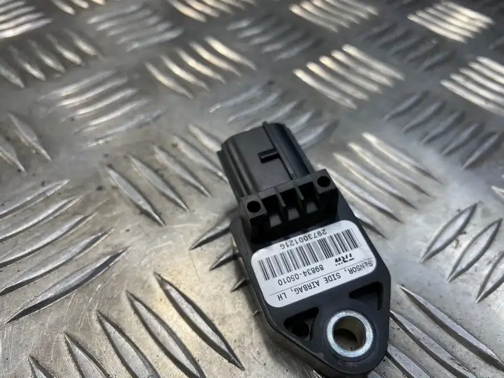 Toyota Avensis T250 (2006 - 2009) 8983405010 Датчик удара SRS — фото 4
