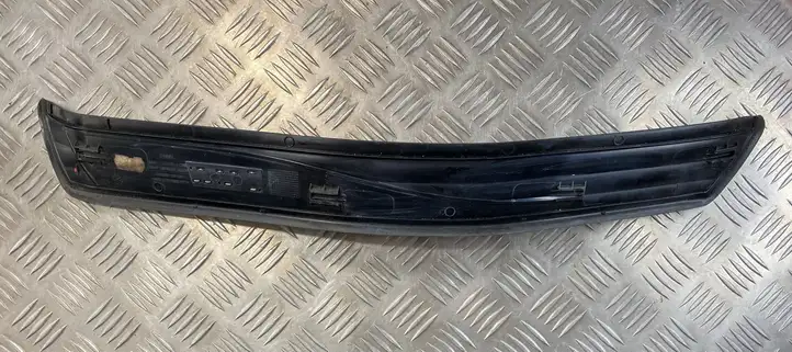 BMW 5 E60 E61 (2004 - 2010) 7034306 Внутренняя отделка переднего порога — фото 3