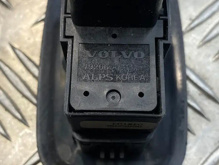 Volvo XC90 (2002 - 2006) 8685288 Блок кнопок стеклоподъемников — фото 3