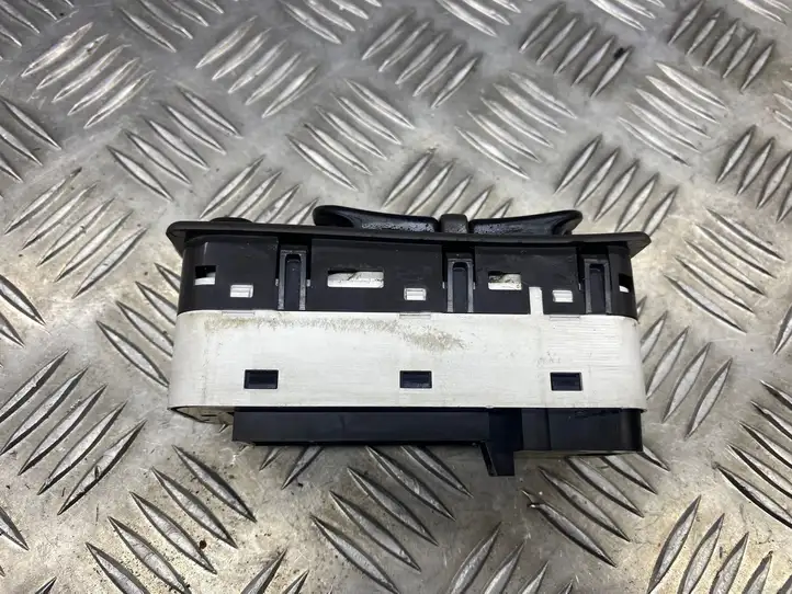 Saab 9-3 Ver1 (1998 - 2005) 4615082 Блок кнопок стеклоподъемников — фото 4