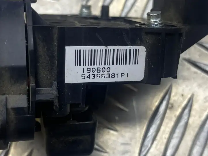 Nissan Almera N16 (2000 - 2010) 54355381P1 Включатель циркуляции воздуха — фото 2