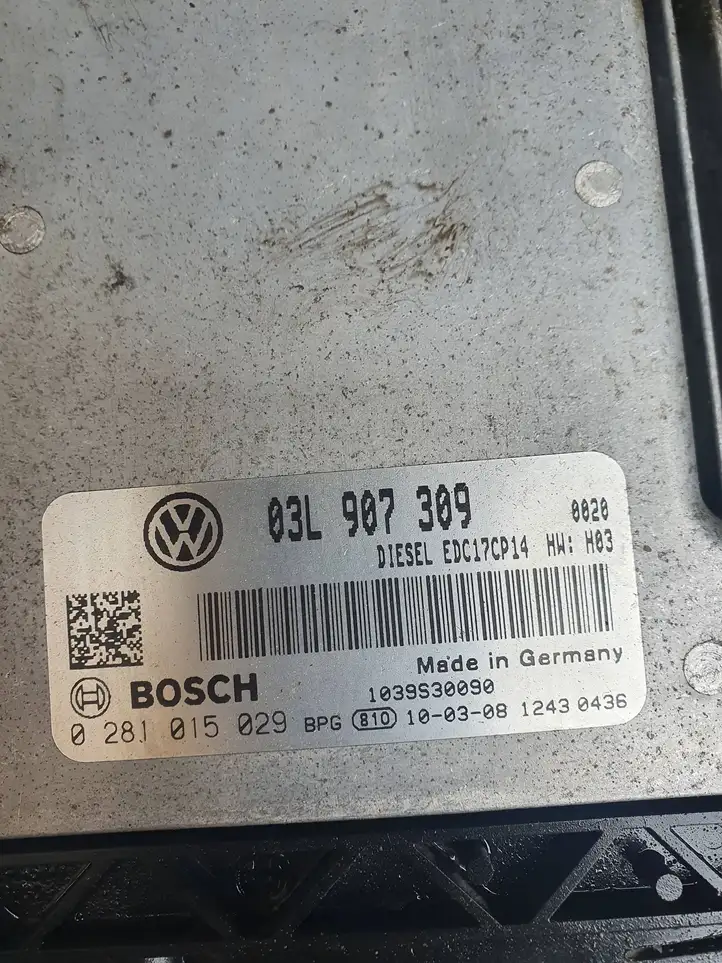 Volkswagen PASSAT B6 (2005 - 2010) 03L907309 Блок управления двигателем (ЭБУ) — фото 2