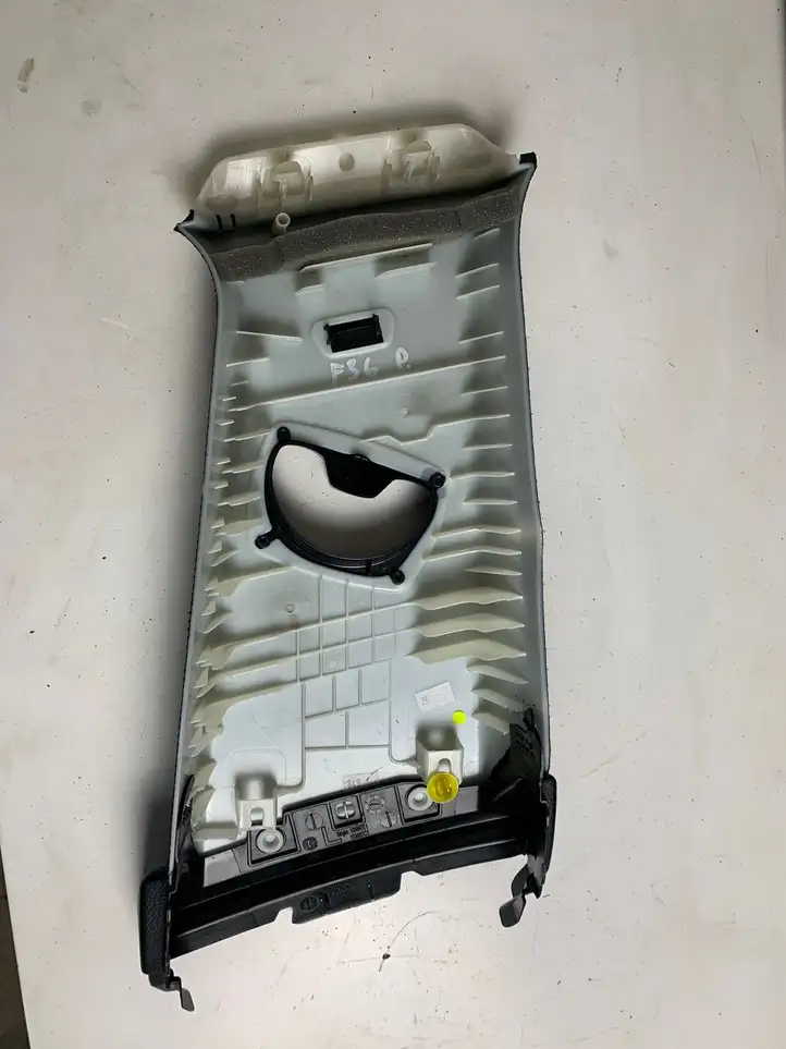 BMW 4 F32 F33 (2013 - 2017) 106212A1 Верхняя обшивка стойки B — фото 3