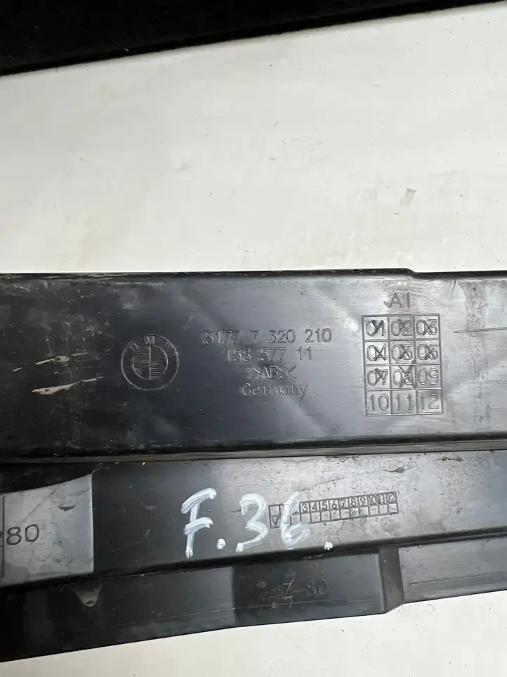 BMW 4 F32 F33 (2013 - 2017) 15857711 Обшивка порога — фото 2