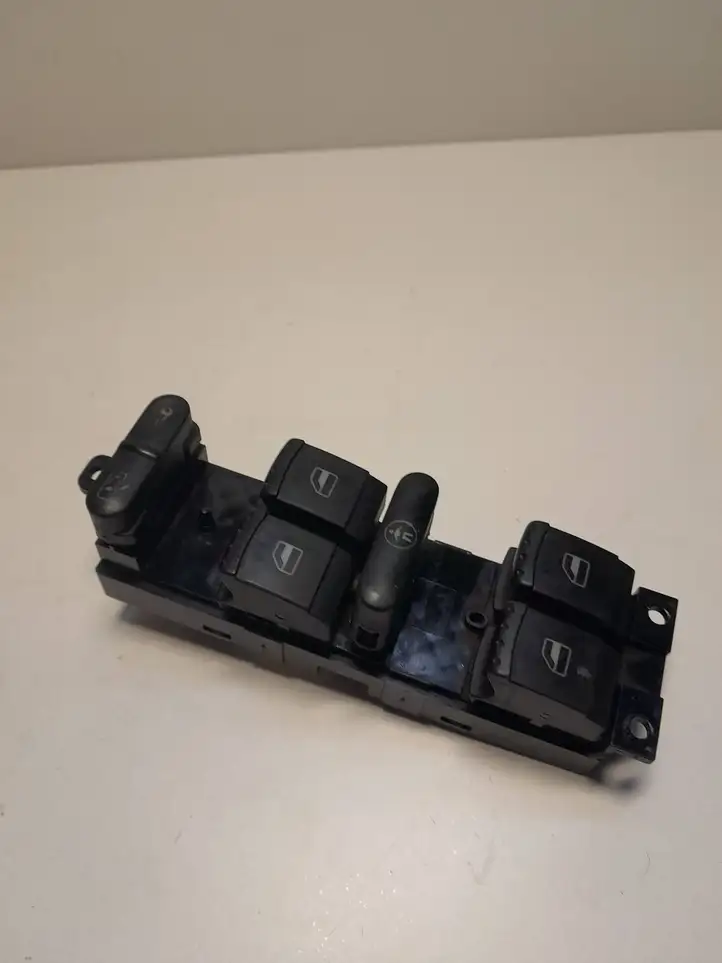 Volkswagen Golf IV (1998 - 2005) 1J4959857 Блок кнопок стеклоподъемников — фото 1