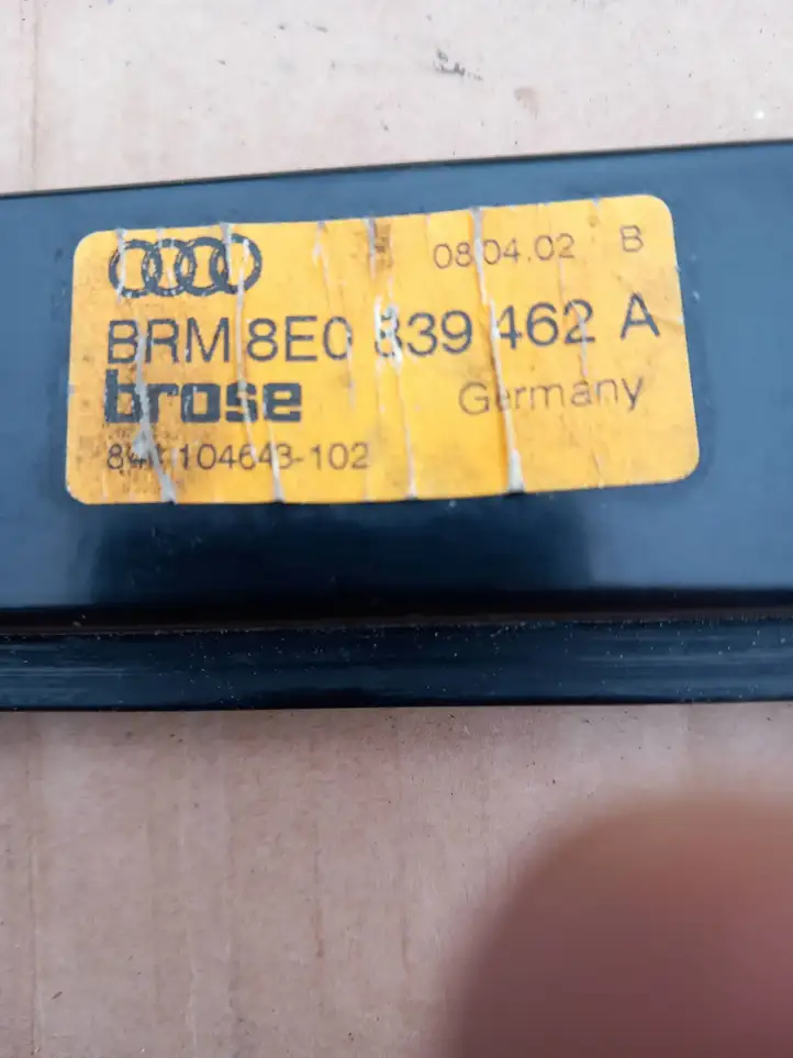 Audi A4 S4 B6 8E 8H (2000 - 2006) 8E0839462A Стеклоподъемник передней двери (комплект) — фото 2