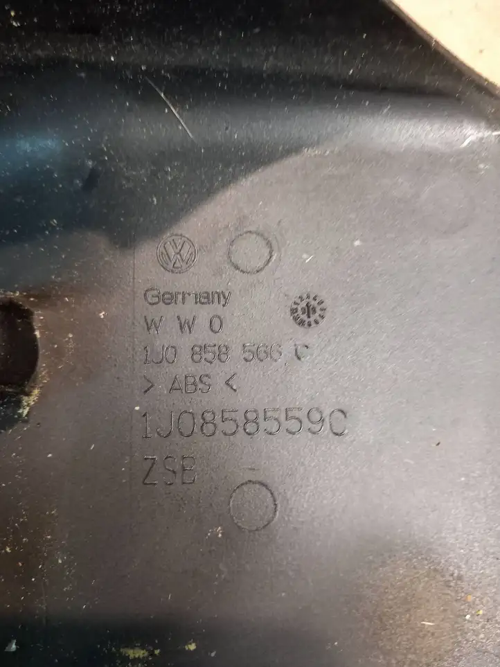 Volkswagen Golf IV (1998 - 2005) 1J0858566C Обшивка рулевой колонки — фото 2