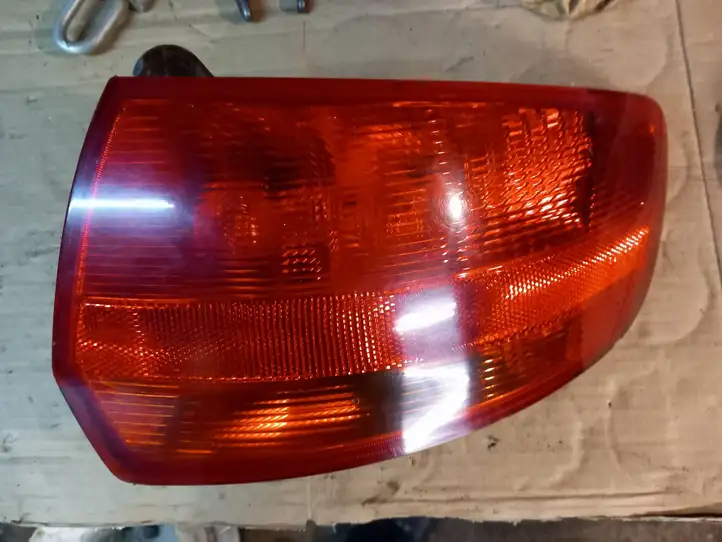 Audi A3/S3 8P (2004 - 2008) 8P4945096 Задний фонарь в кузове — фото 1