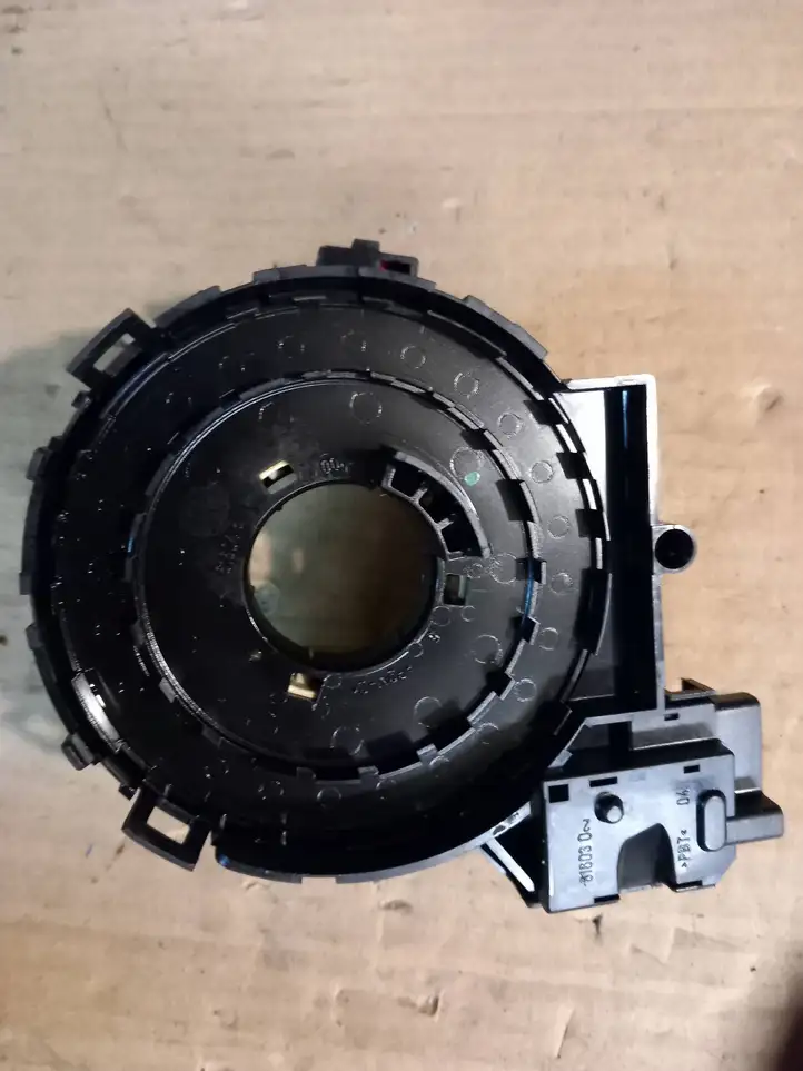 Audi A3/S3 8P (2004 - 2008) 1K0959653D Контактное кольцо SRS — фото 3