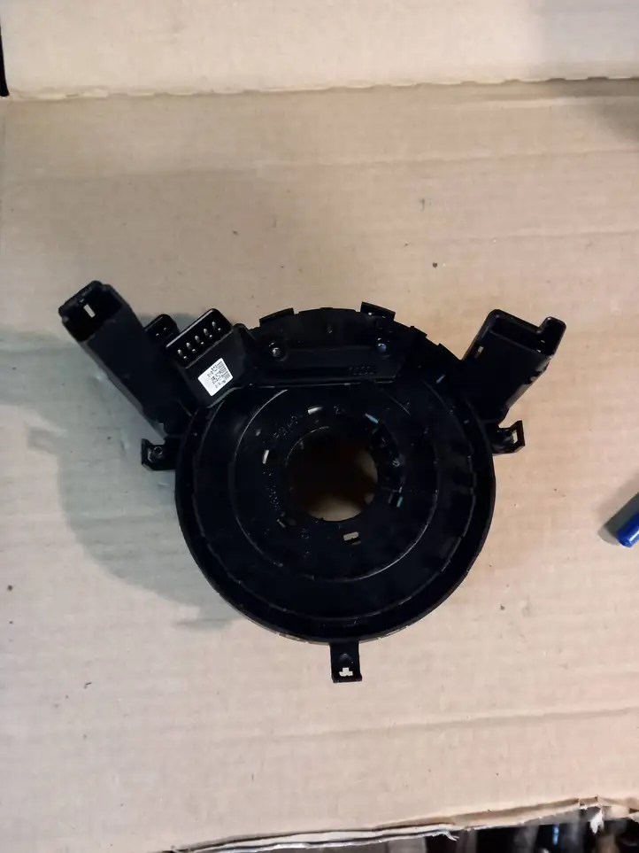 Audi A4 S4 B6 8E 8H (2000 - 2006) 8E0953541C Контактное кольцо SRS — фото 3