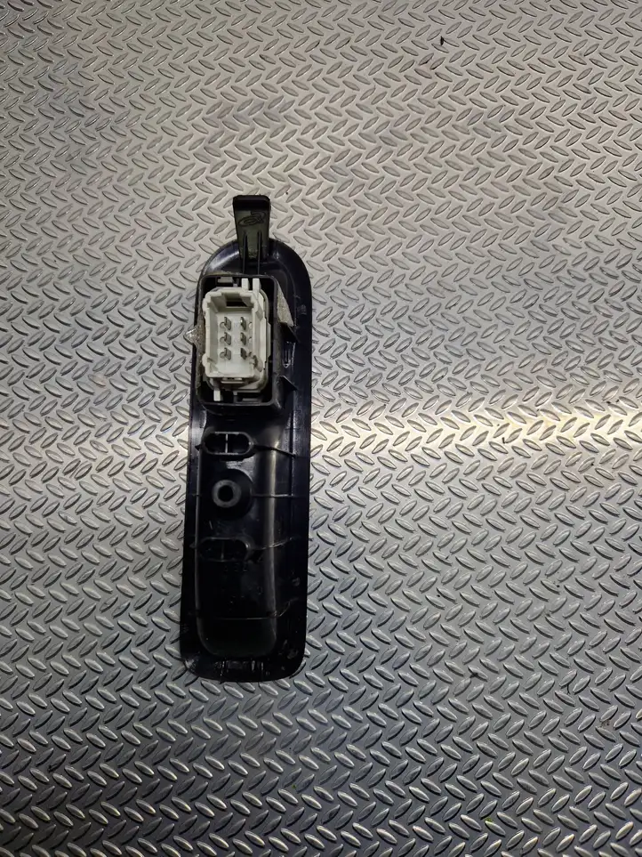 Renault Megane II (2006 - 2008) 156013870 Блок кнопок стеклоподъемников — фото 3
