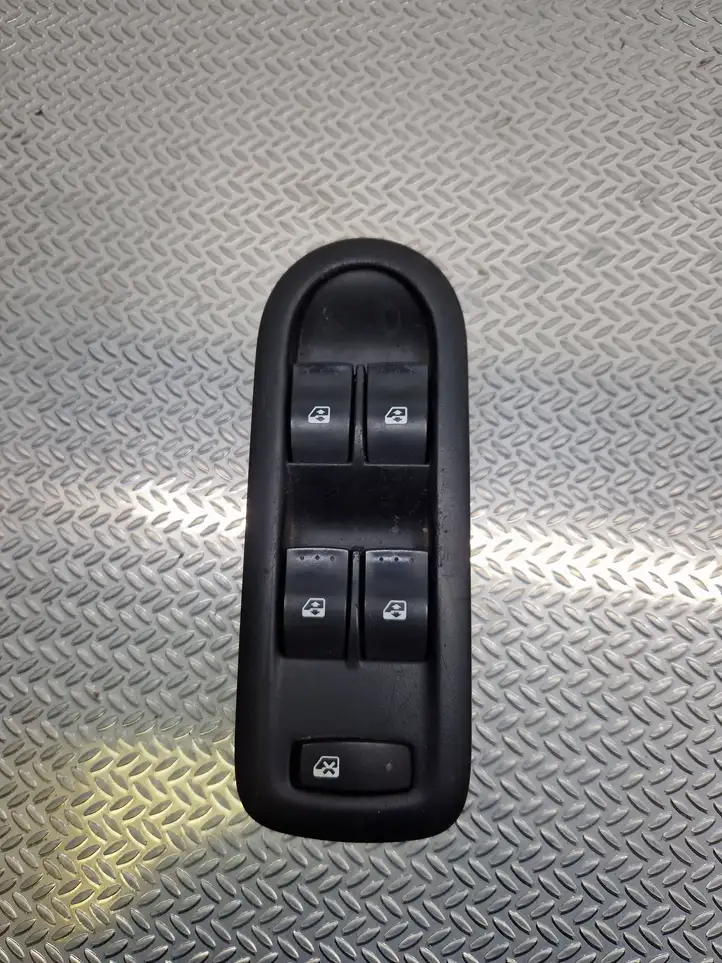 Renault Scenic II - Grand scenic II (2003 - 2006) 025330 Блок кнопок стеклоподъемников — фото 1