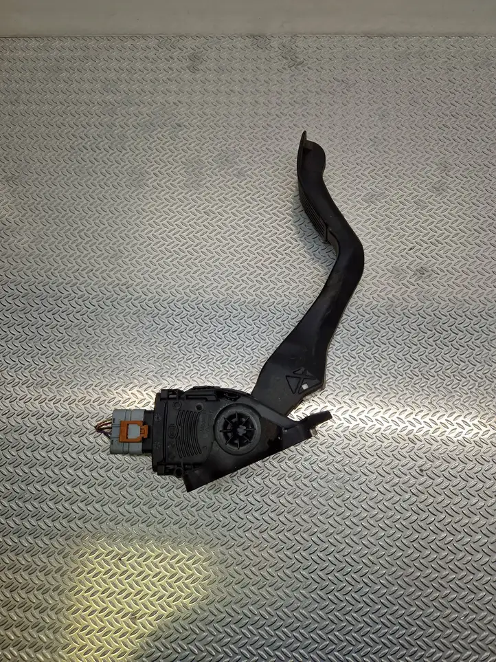 Peugeot 208 (2012 - 2015) 9671433780 Педаль акселератора — фото 4