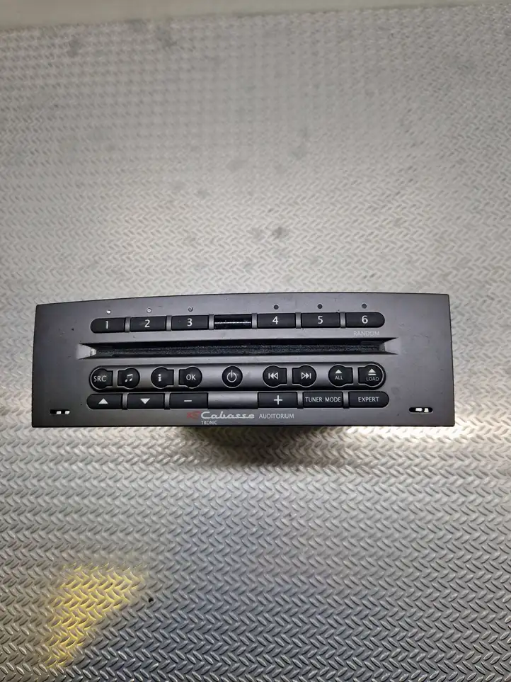 Renault Espace - Grand espace IV (2004 - 2014) 020366 Магнитола / мультимедийная система — фото 1